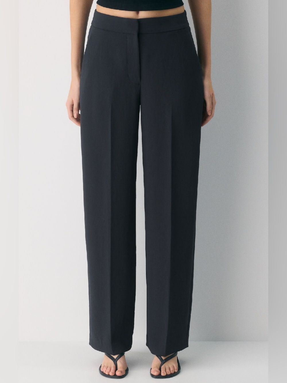 Aritzia The Limitless Pant™ - Crepette™ ( SHORT )